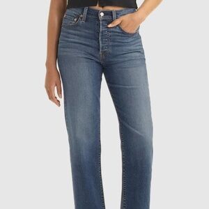 Levi's Women's Ultra-High Rise Ribcage Straight Jeans